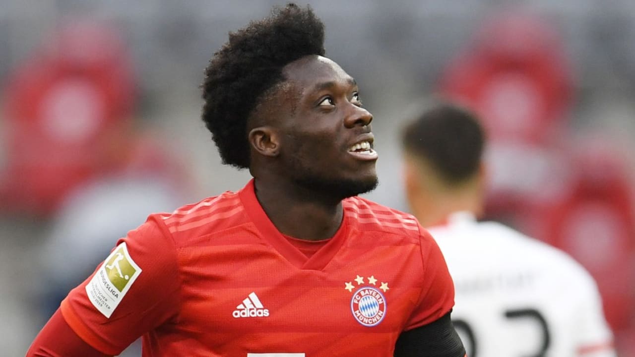 Alphonso Davies of Bayern Munich and Canada has Been Sidelined Due To A COVID-Related Heart Problem