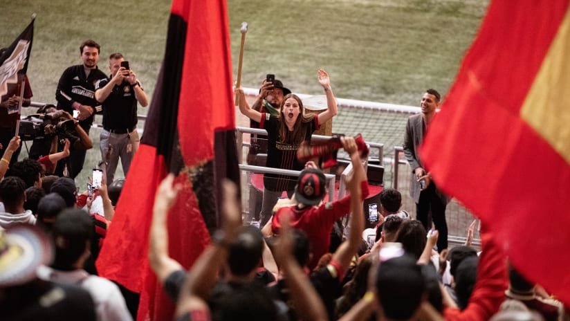 Kelley O’Hara’s Whirlwind 24 Hours After Carli Lloyd's Retirement Game Culminates With Special Homecoming At Mercedes-Benz Stadium