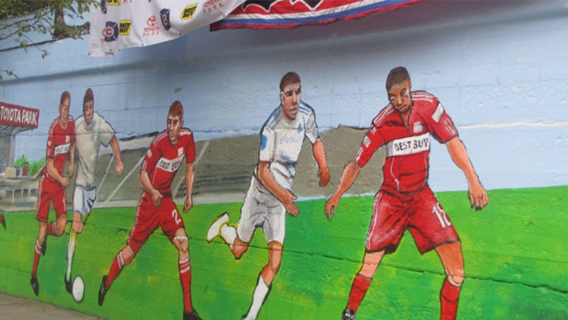 This mural not only connects the past and present history of the club, it connects the Fire with the members of this community, said de los Cobos