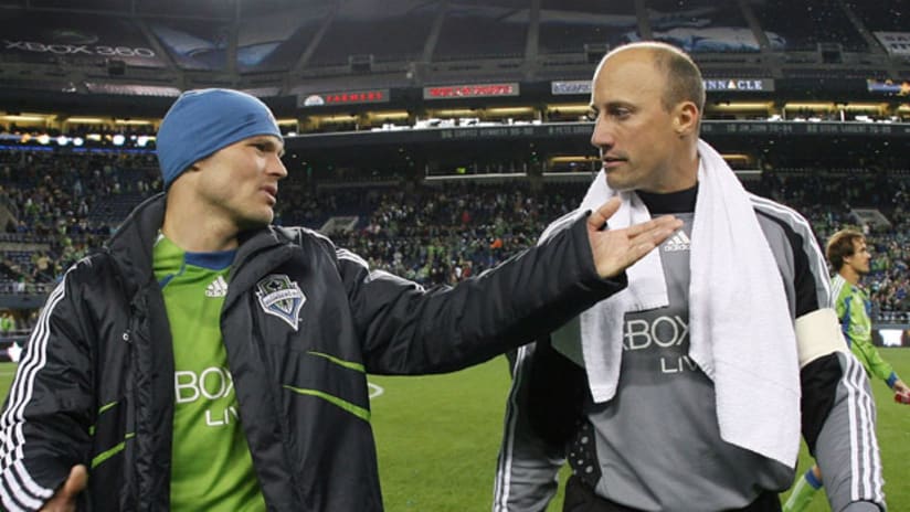 Some Seattle players alluded to a rift between the locker room and Freddie Ljungberg (right)