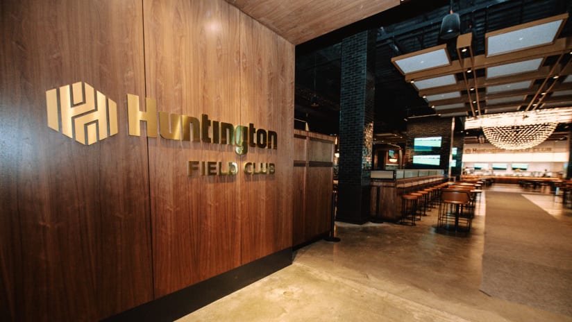 Huntington Field Club Entrance 4