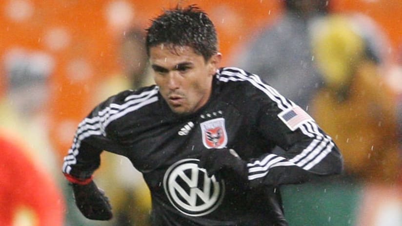Jaime Moreno scored all five goals for D.C. in Carolina