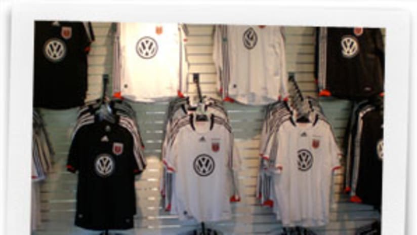 BTB merchandise offer: VW! - 050608_VW_teamstore_P.jpg
