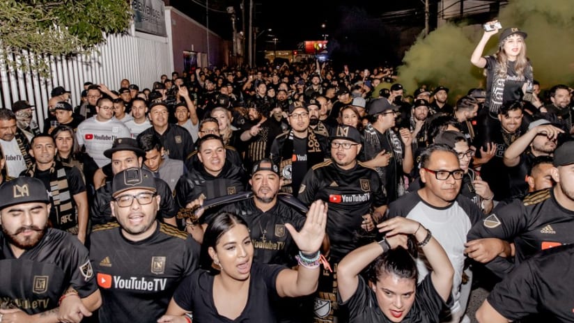 LAFC Supporters Fans Marching León 200218 IMG