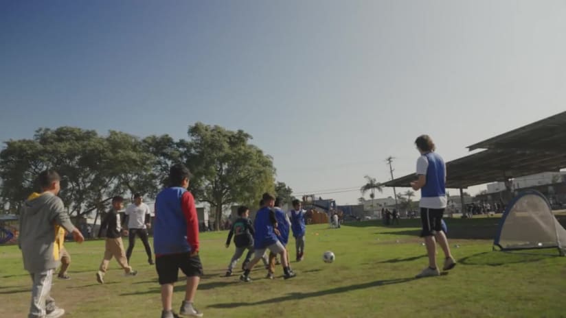LA Galaxy staff give back to the community on AEG Service Day 