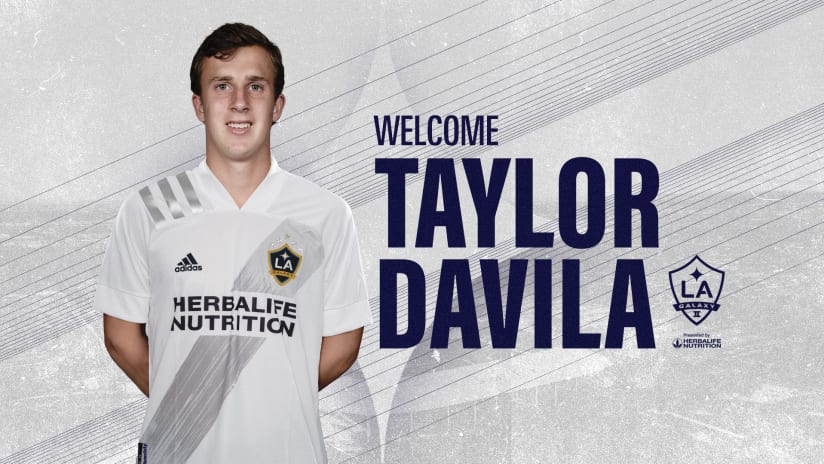 Taylor Davila signing