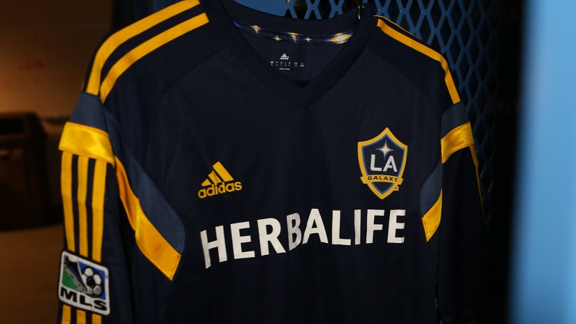 LA Galaxy release new training tops, schedule for primary kit release  -