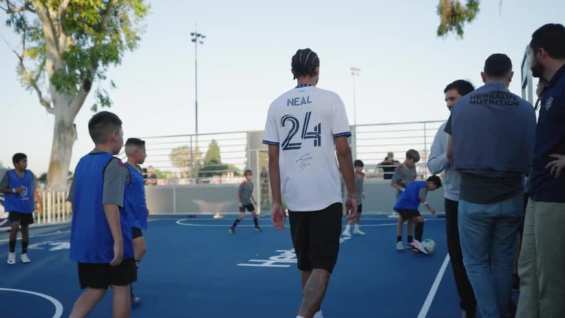 LA Galaxy Defender Jalen Neal, the LA Galaxy Foundation, Herbalife, the U.S. Soccer Foundation and the City of Lakewood unveil a new futsal court in Lakewood, CA