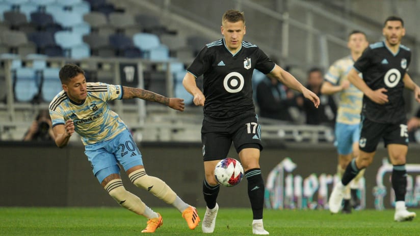 Storylines | These Loons are Historically Hot