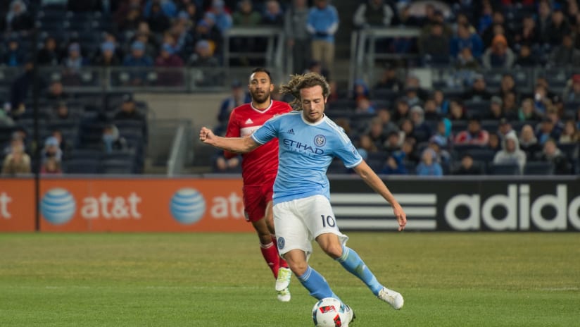 Mix Diskerud vs. Chicago Fire 4/10