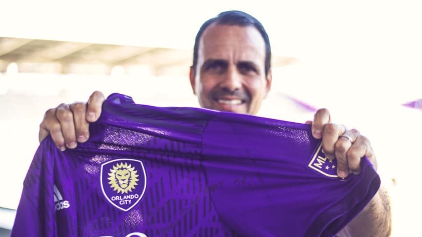 How to Earn a Chance To Win a Signed Óscar Pareja Jersey