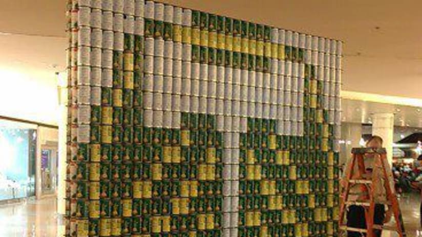 CANstruction: No Pity for Hunger -
