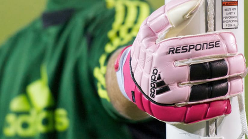 Arrival of October means pink invasion for MLS -