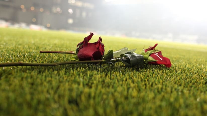 Roses on field, Timbers vs. RSL, 4.30.11