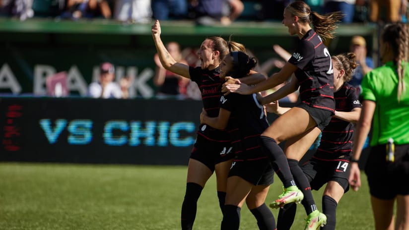 Thorns FC beat Chicago Red Stars 3-0 in the 2022 regular-season home finale