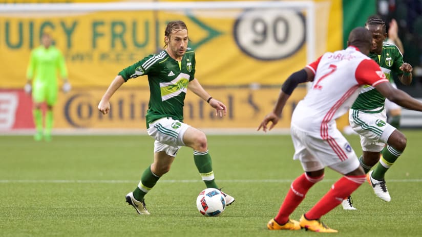 June 1, 2016: Portland Timbers midfielder Ned Grabavoy (10) controls the ball in the first half at Providence Park in a game against the San Jose Earthquakes.