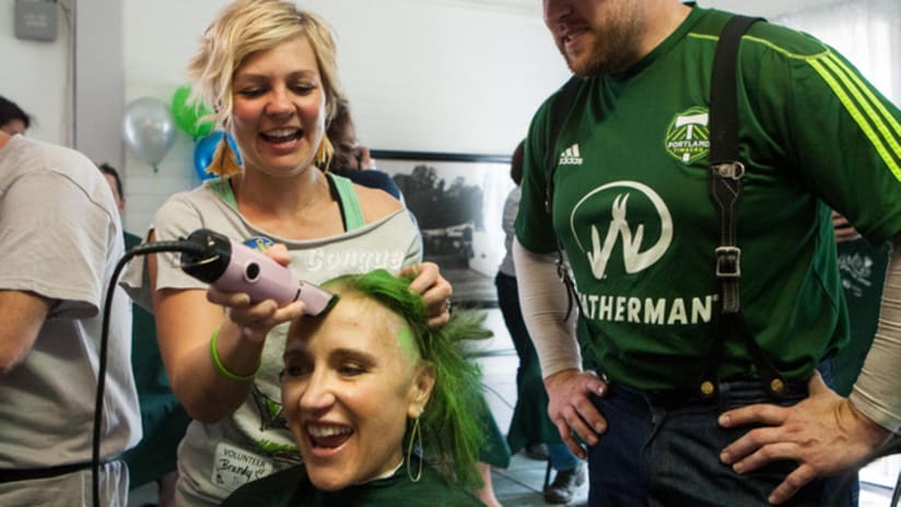 See Brent Richards shave his head for St. Baldrick's Foundation -