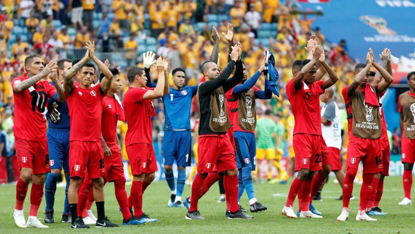 Peru salutes fans, World Cup, 6.26.18