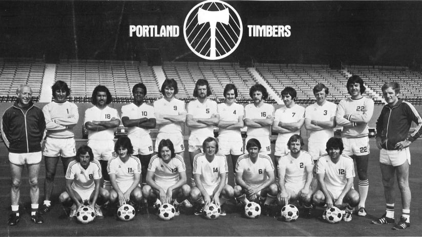 #7j-team-photo-1975_