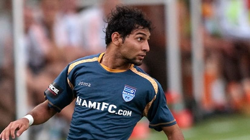 With Miami FC, Brazilian striker Paulo Araujo Jr. was fifth in scoring in the USSF D-2 this season.