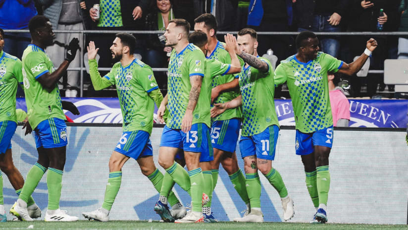 GOAL: Albert Rusnák puts Seattle ahead with composed finish