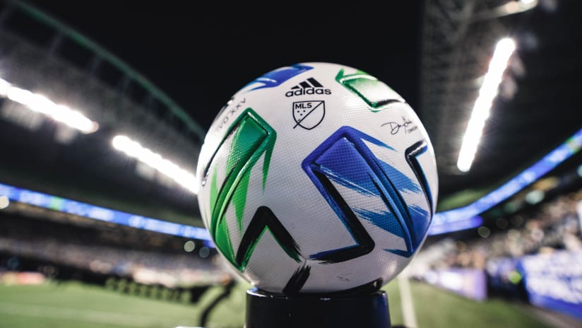 2020 soccer ball