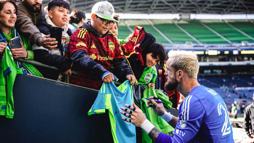 “He’s such a vital piece to this team”: Stefan Frei continues to prove himself as a vital member of squad