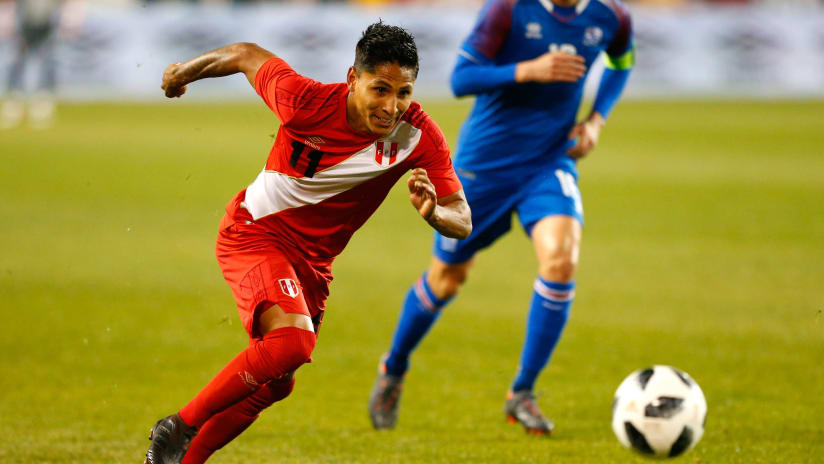 Raúl Ruidíaz Peru friendly Iceland 2018-06-20