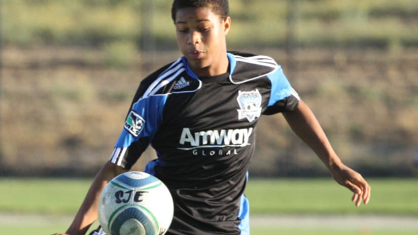 Isaiah Brown, Earthquakes Youth Academy