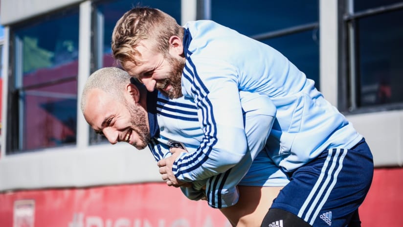 Yohan Croizet and Johnny Russell cheesing - Sporting KC 2019 preseason