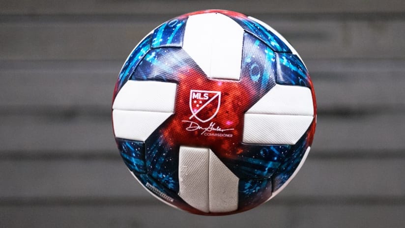 2019 Official Match Ball of MLS adidas DL image