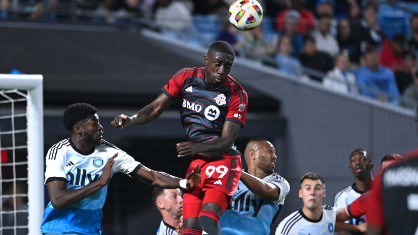 Reds suffer heartbreak with 3-2 defeat at Charlotte, despite Owusu's double strike