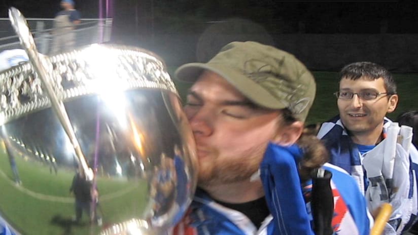 Cascadia Cup and admirer