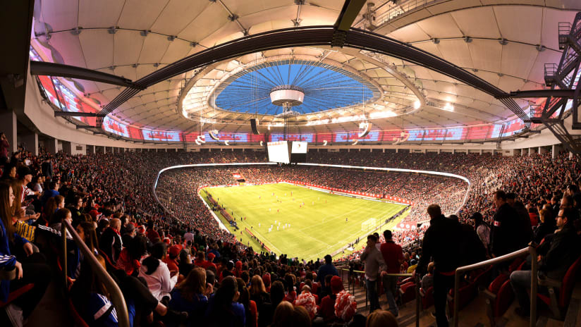BC Place - full stadium - Canada colours
