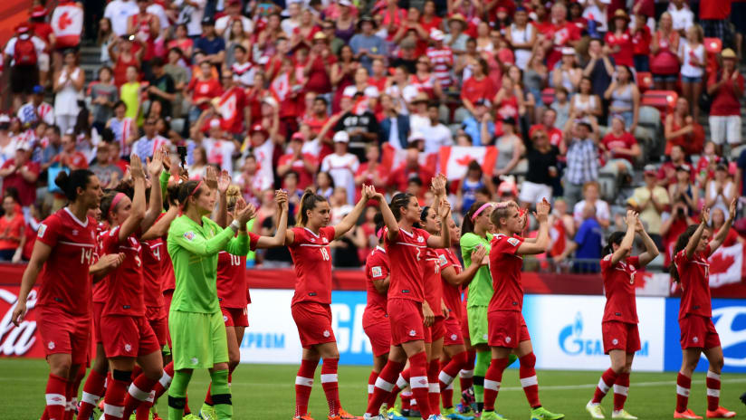 canWNT - waving to crowd - BC Place