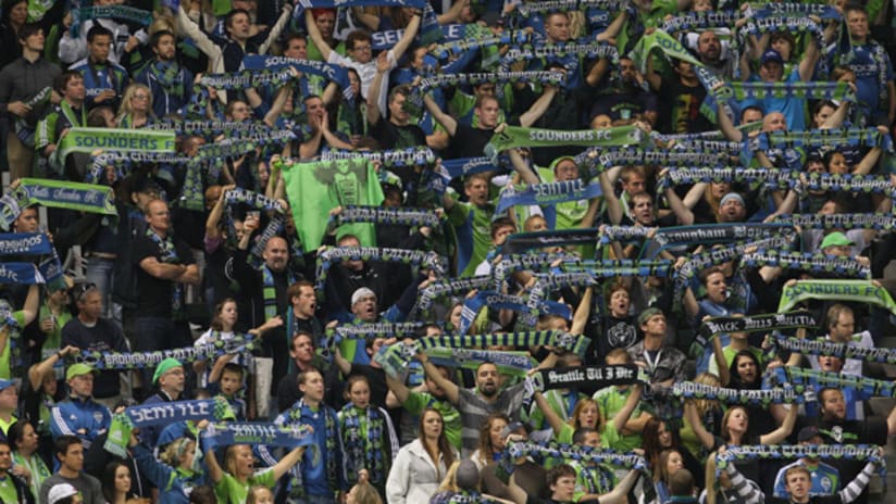 Sounders supporters in LA
