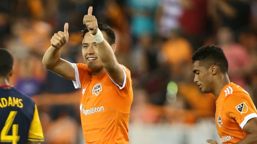 Erick 'Cubo' Torres - Houston Dynamo - gives two thumbs up in celebration