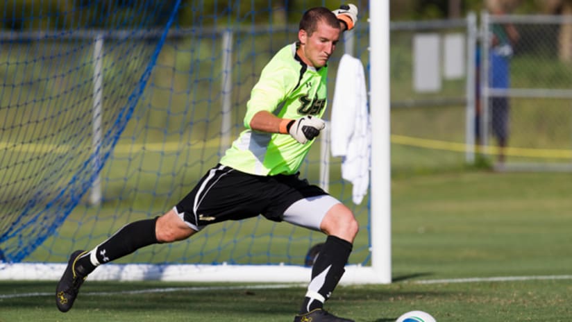 Former USF goalkeeper Jeff Attinella is on trial at a top-flight Portugese club.