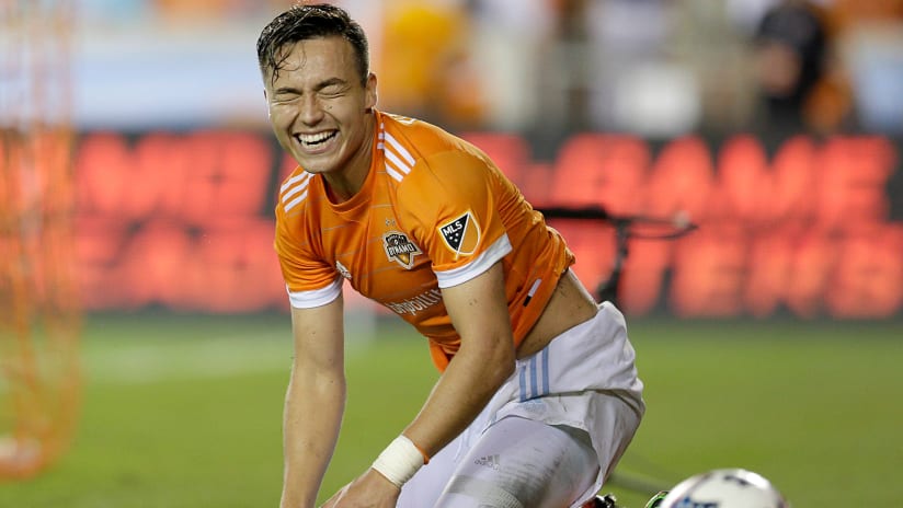 Erick Torres - HOU - has anguished look after missing scoring chance - 4-15-17