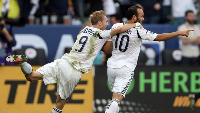 MLS Cup 2012: Donovan celebrates PK