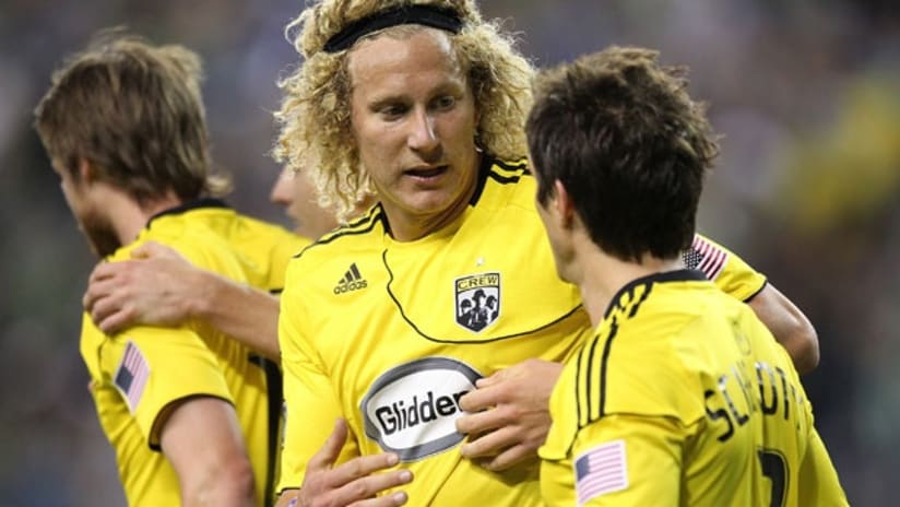 Without Schelotto (right) in NY, Columbus may rely on Steven Lenhart.