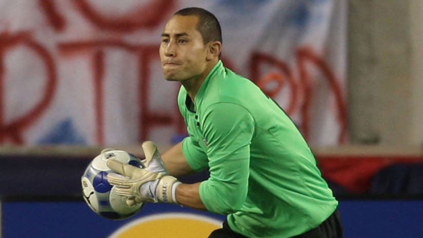 Luis Robles has turned down a return to Kaiserslautern, who earned promotion to the top-flight