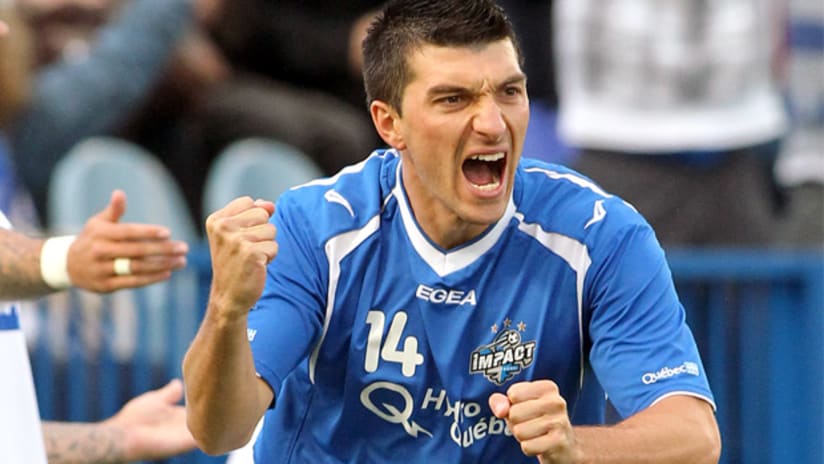 The San Jose Earthquakes signed former Montreal, Vancouver midfielder Tony Donatelli.