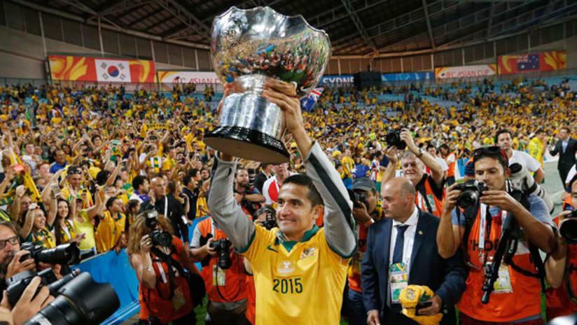 Tim Cahill lifts Asian Cup