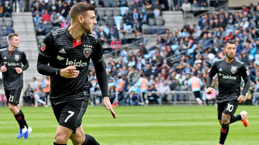Paul Arriola – DC United – Collects pass