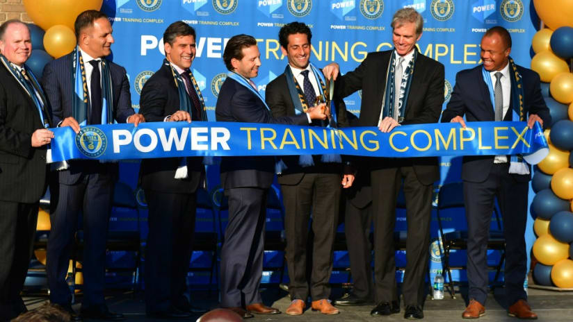 Union owner Jay Sugarman and others cut the ribbon on new training facility - 10/13/16