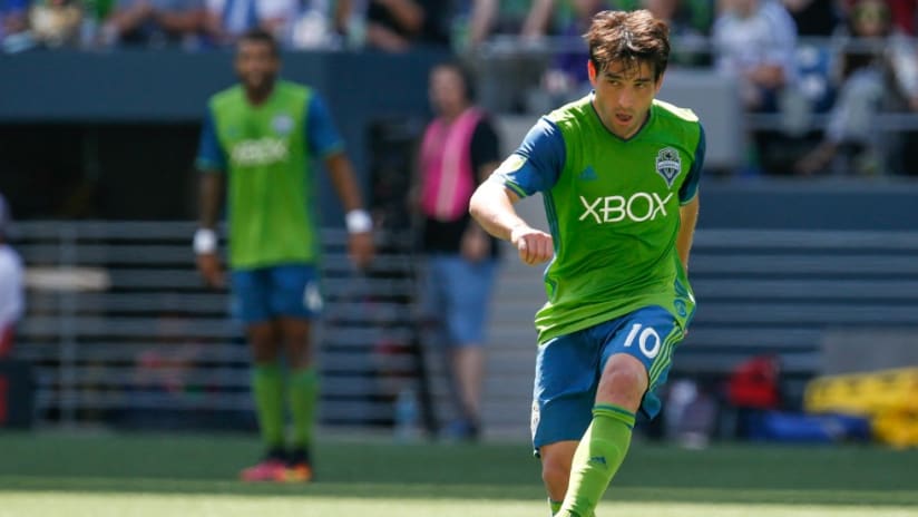 Nicolas Lodeiro - Seattle Sounders - takes a shot in his MLS debut