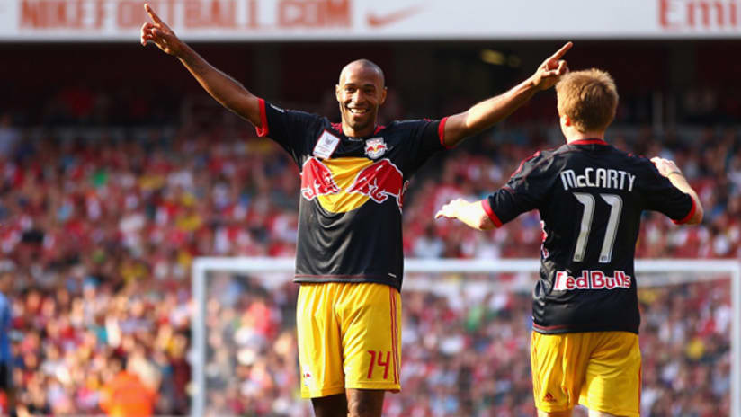 Henry returns to Arsenal on loan, Emirates Cup