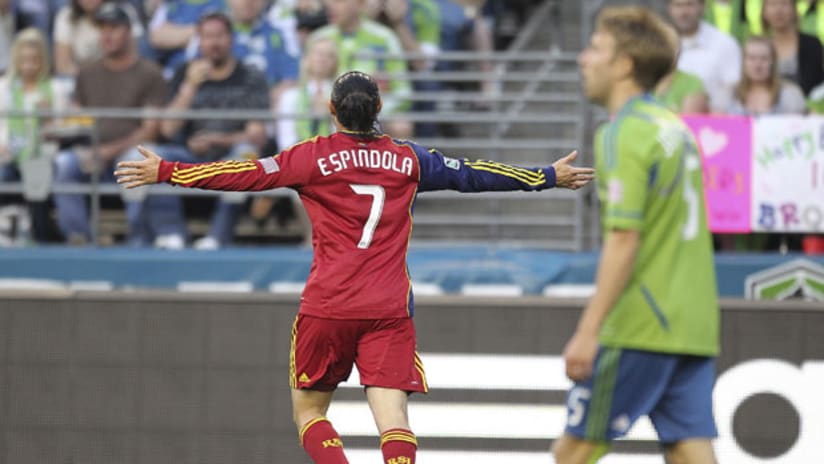 Fabian Espindola celebrates his goal in Seattle