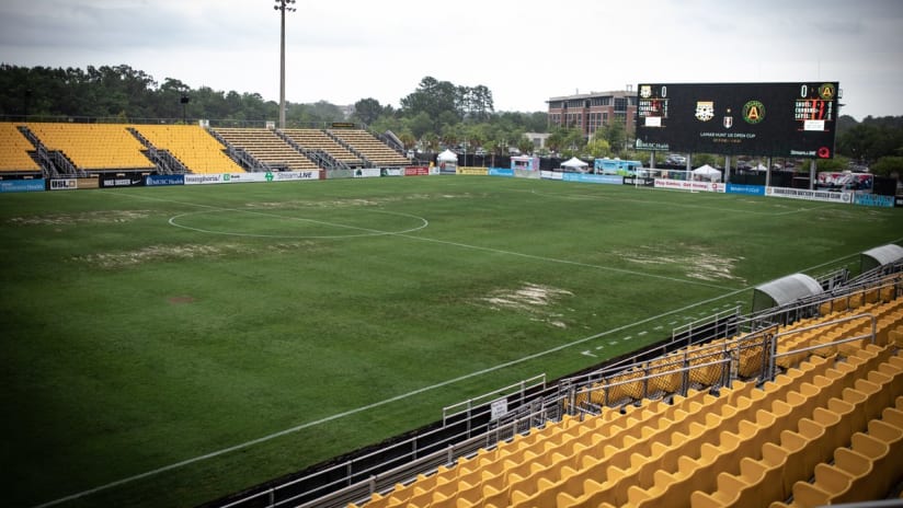 Charleston Battery - MUSC Health Stadium - bad field conditions